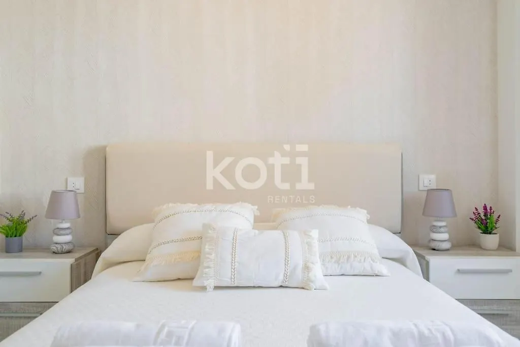 Apartman Koti Rentals - Playa Santa Ana Benalmádena