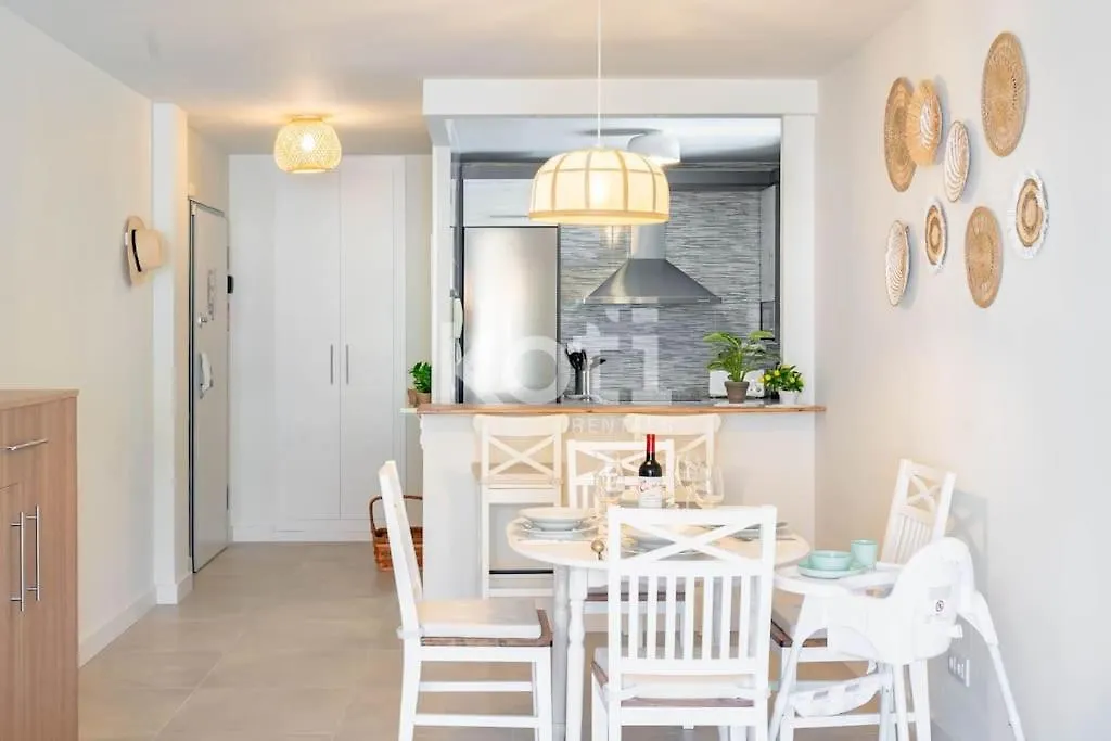 Koti Rentals - Playa Santa Ana Benalmádena Apartman