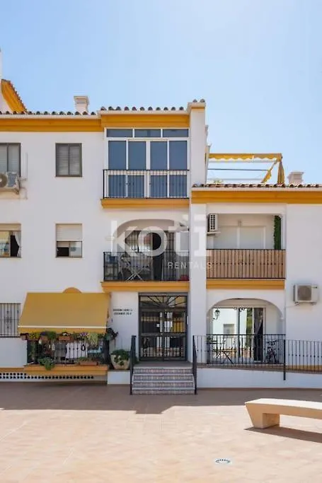 Apartman Koti Rentals - Playa Santa Ana Benalmádena