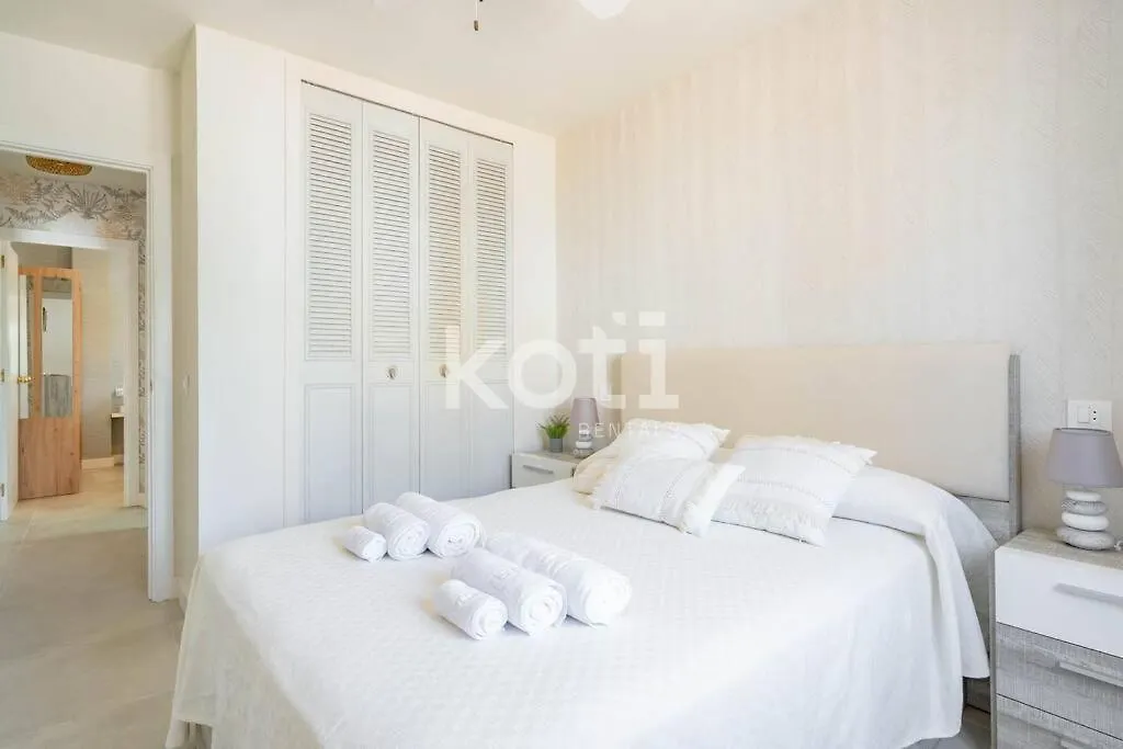 Apartman Koti Rentals - Playa Santa Ana Benalmádena